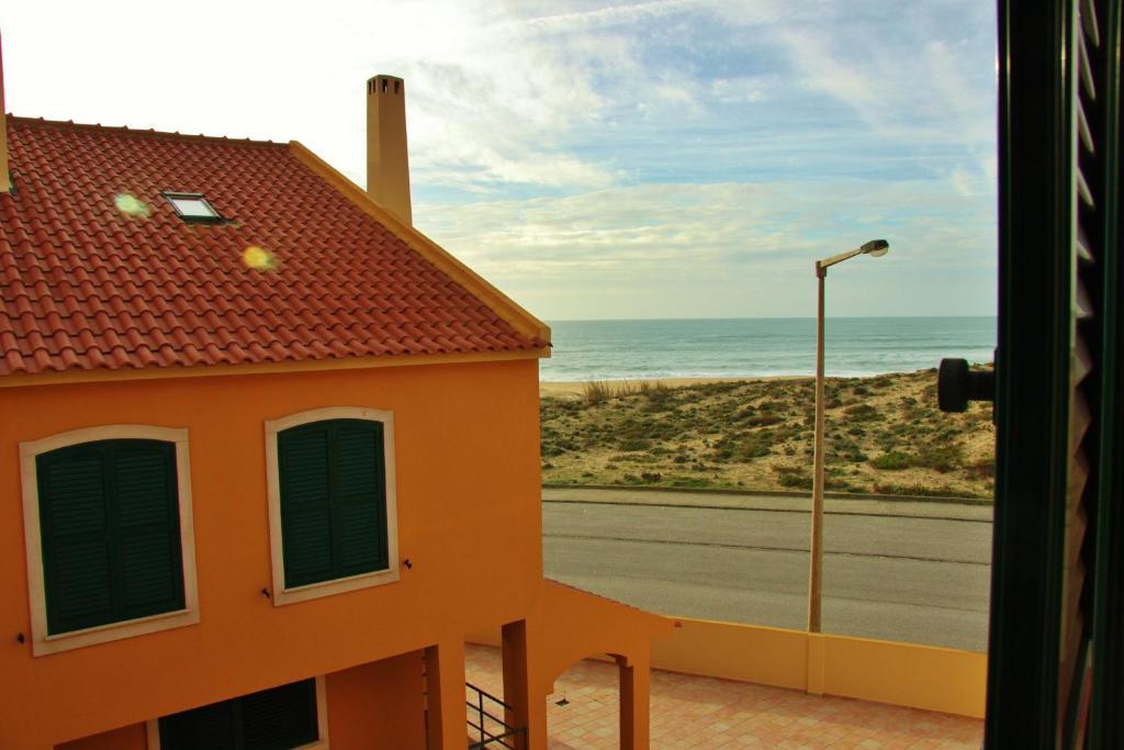 Supertubos Beach Hostel Atouguia Da Baleia Cameră foto